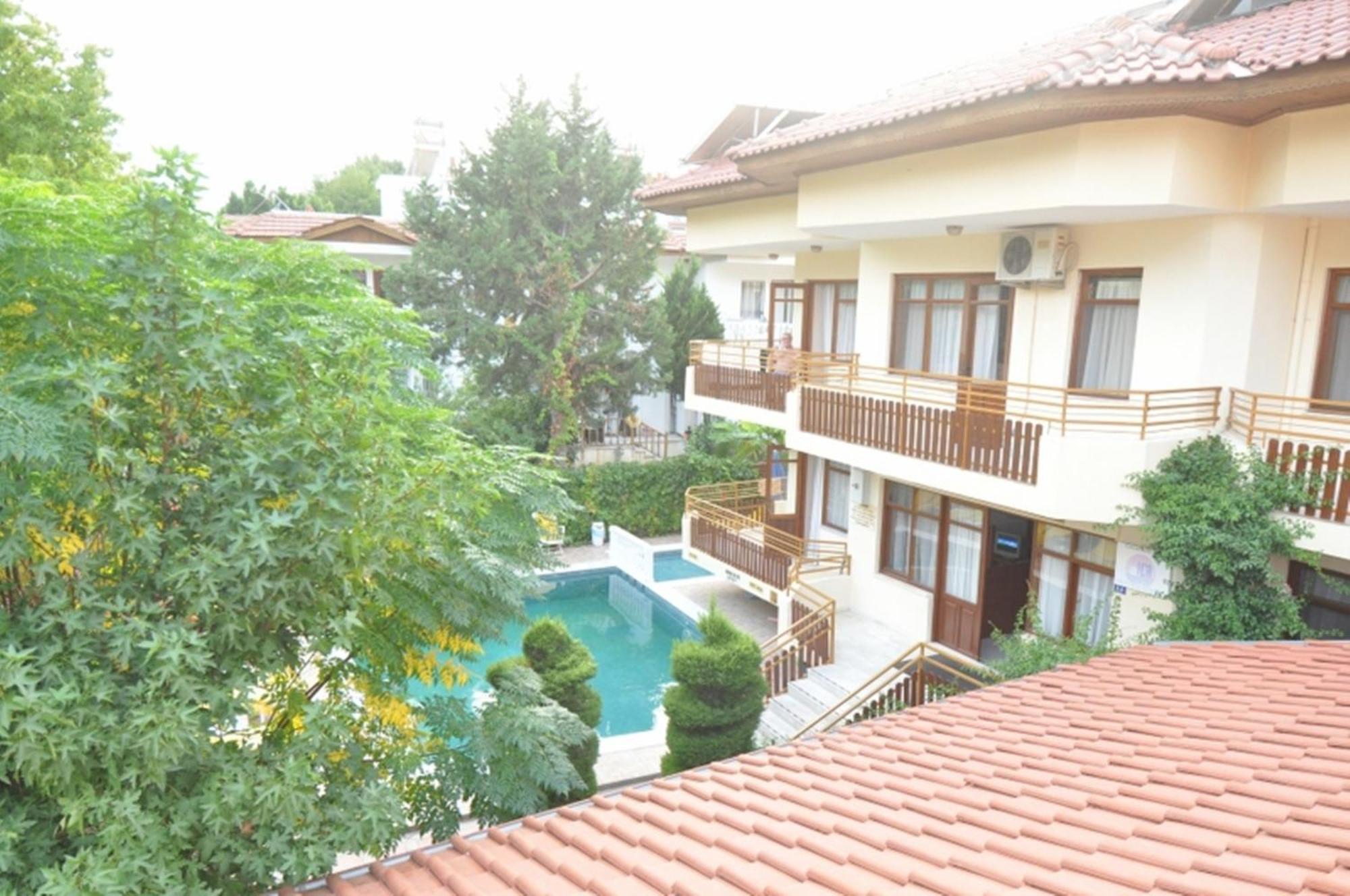 Uestuen Apart Marmaris Exterior photo