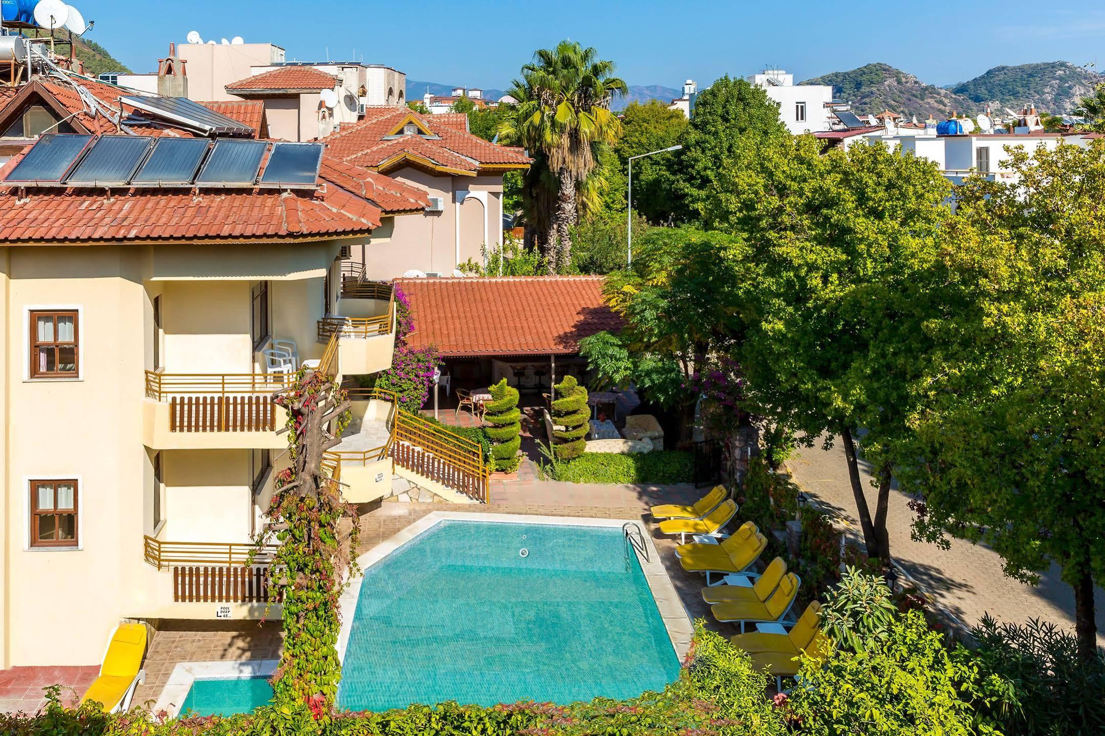Uestuen Apart Marmaris Exterior photo
